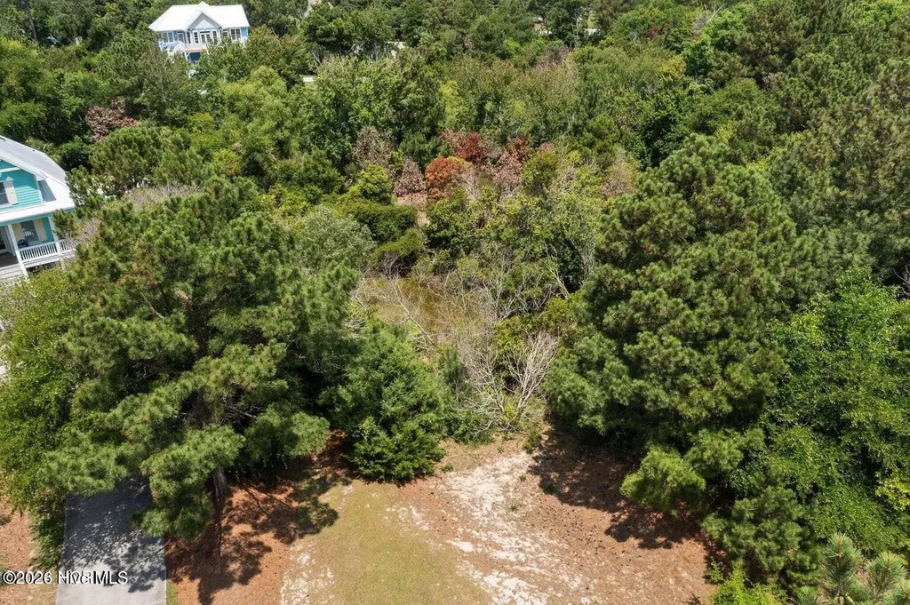 302 Governor Safford Lane Emerald Isle NC 28594