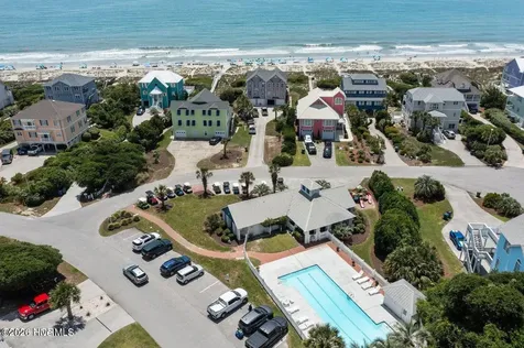 302 Governor Safford Lane Emerald Isle NC 28594