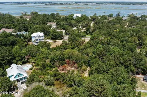 302 Governor Safford Lane Emerald Isle NC 28594