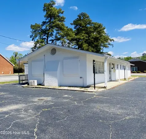 609 Jefferson Street Whiteville NC 28472