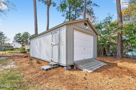 1064 Ward Avenue SW Calabash NC 28467