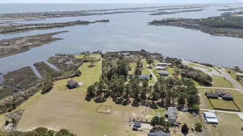 301 Intracoastal Court Sneads Ferry NC 28460