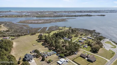 301 Intracoastal Court Sneads Ferry NC 28460