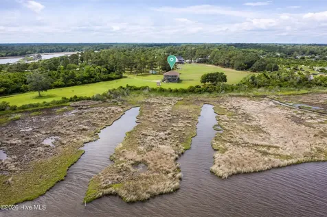 301 Intracoastal Court Sneads Ferry NC 28460