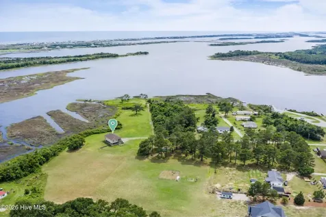 301 Intracoastal Court Sneads Ferry NC 28460