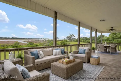 301 Intracoastal Court Sneads Ferry NC 28460