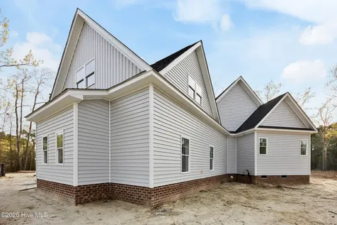 904 Broomfield Trail Elizabeth City NC 27909