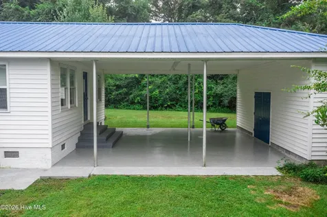 2809 Bill Hooks Road Whiteville NC 28472