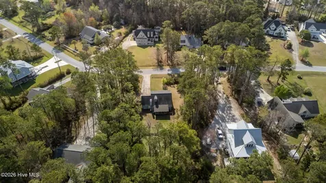 741 Comet Drive Beaufort NC 28516