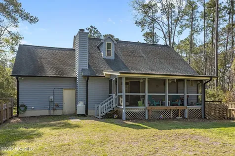 741 Comet Drive Beaufort NC 28516