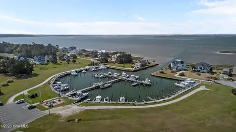741 Comet Drive Beaufort NC 28516