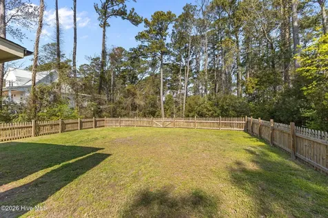 741 Comet Drive Beaufort NC 28516
