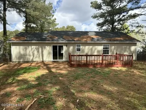 205 Commons Court New Bern NC 28560