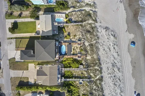 8703 Ocean View Drive Emerald Isle NC 28594