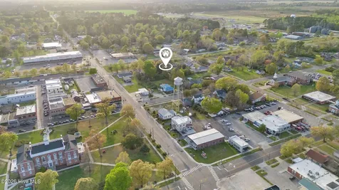 108 N Dickerson Street Burgaw NC 28425
