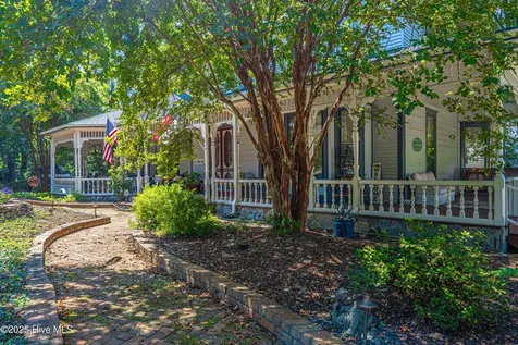 301 Mcreynolds Street Carthage NC 28327