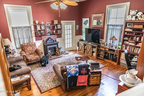 301 Mcreynolds Street Carthage NC 28327