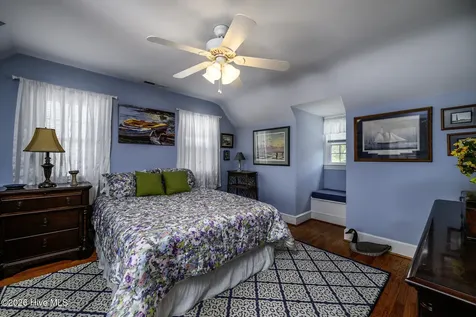1813 Tryon Road New Bern NC 28560