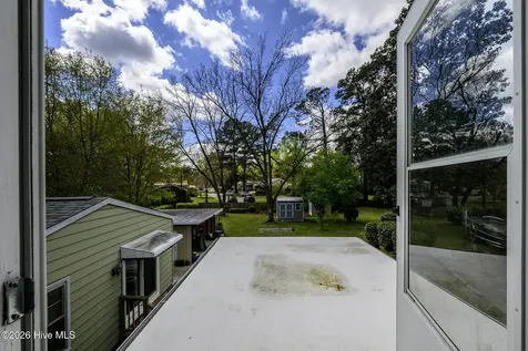 1813 Tryon Road New Bern NC 28560