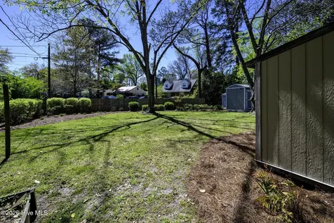 1813 Tryon Road New Bern NC 28560