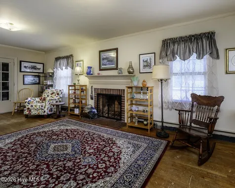 1813 Tryon Road New Bern NC 28560