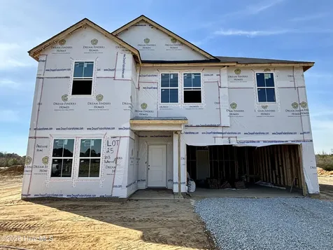 203 Hallwood Drive Pikeville NC 27863