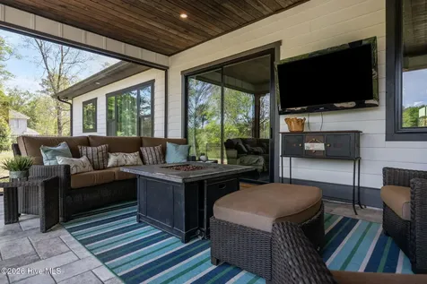 2415 Water View Road Greenville NC 27858