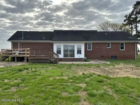 813 Cherry Glade Road Elizabeth City NC 27909
