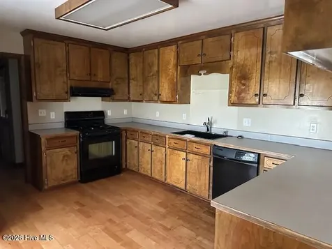 813 Cherry Glade Road Elizabeth City NC 27909