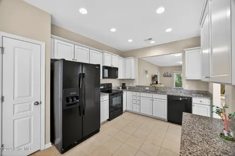 5262 Windward Way Southport NC 28461