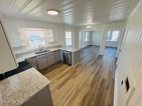 302 NE Railroad Street Pikeville NC 27863
