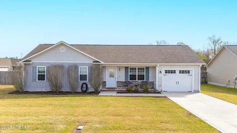 115 Heaven's Gate Drive Jacksonville NC 28546