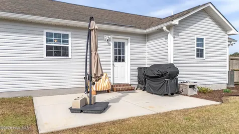 115 Heaven's Gate Drive Jacksonville NC 28546