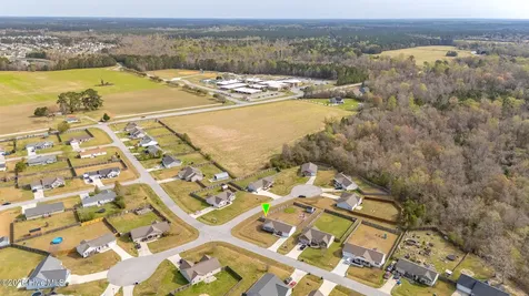 115 Heaven's Gate Drive Jacksonville NC 28546