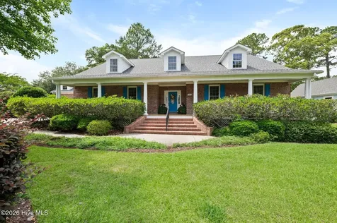482 Riverwood Drive SE Bolivia NC 28422