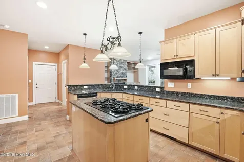 482 Riverwood Drive SE Bolivia NC 28422