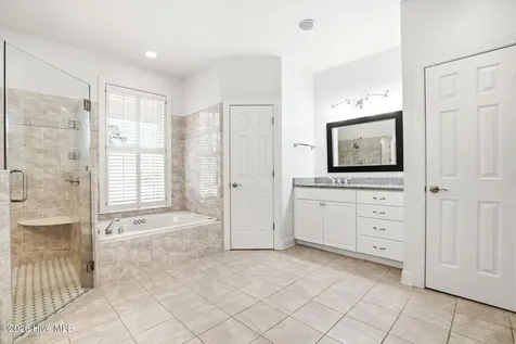 482 Riverwood Drive SE Bolivia NC 28422