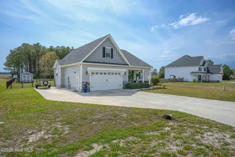 102 Percy Padgett Court Holly Ridge NC 28445