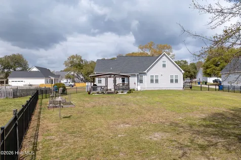 102 Percy Padgett Court Holly Ridge NC 28445