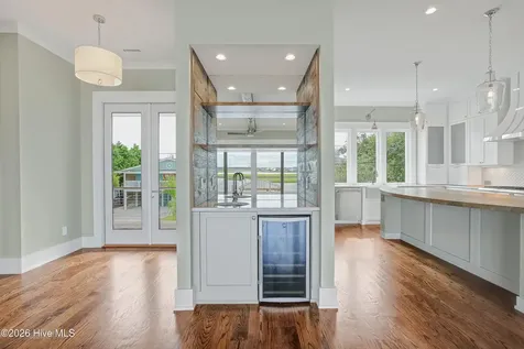 106 S Glimmering Glass Lane Hampstead NC 28443