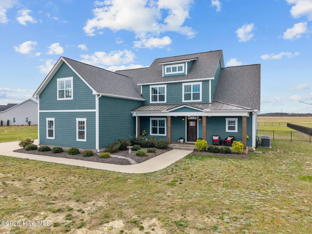 2754 Windflower Lane Grimesland NC 27837