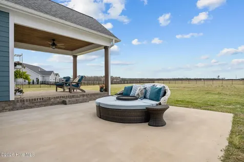 2754 Windflower Lane Grimesland NC 27837