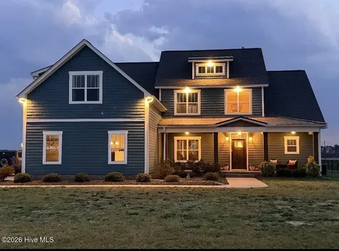 2754 Windflower Lane Grimesland NC 27837