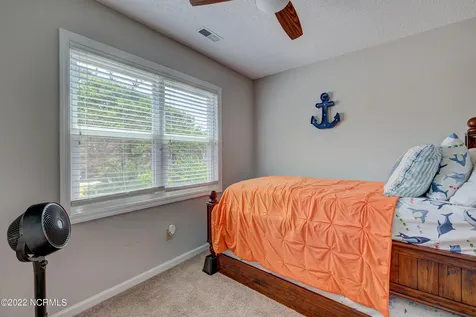 316 Bay Circle North Topsail Beach NC 28460