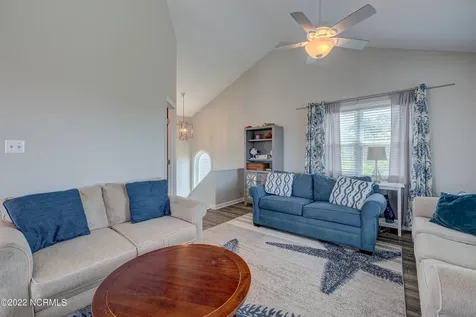 316 Bay Circle North Topsail Beach NC 28460