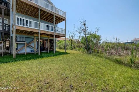 316 Bay Circle North Topsail Beach NC 28460