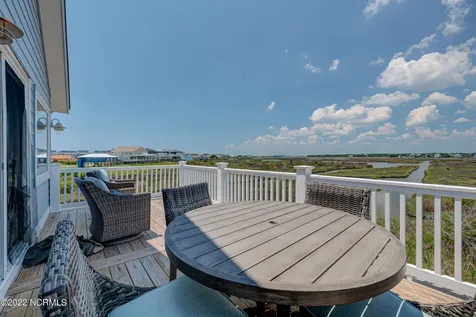 316 Bay Circle North Topsail Beach NC 28460