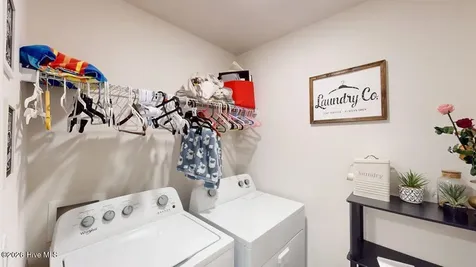 208 Grove Lane Goldsboro NC 27534