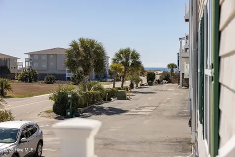 105 SE 58th Street Oak Island NC 28465