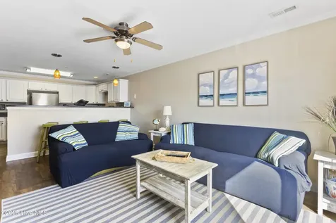 105 SE 58th Street Oak Island NC 28465